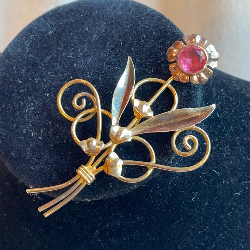 VTG flower brooch gold over sterling with pink stone 3”
